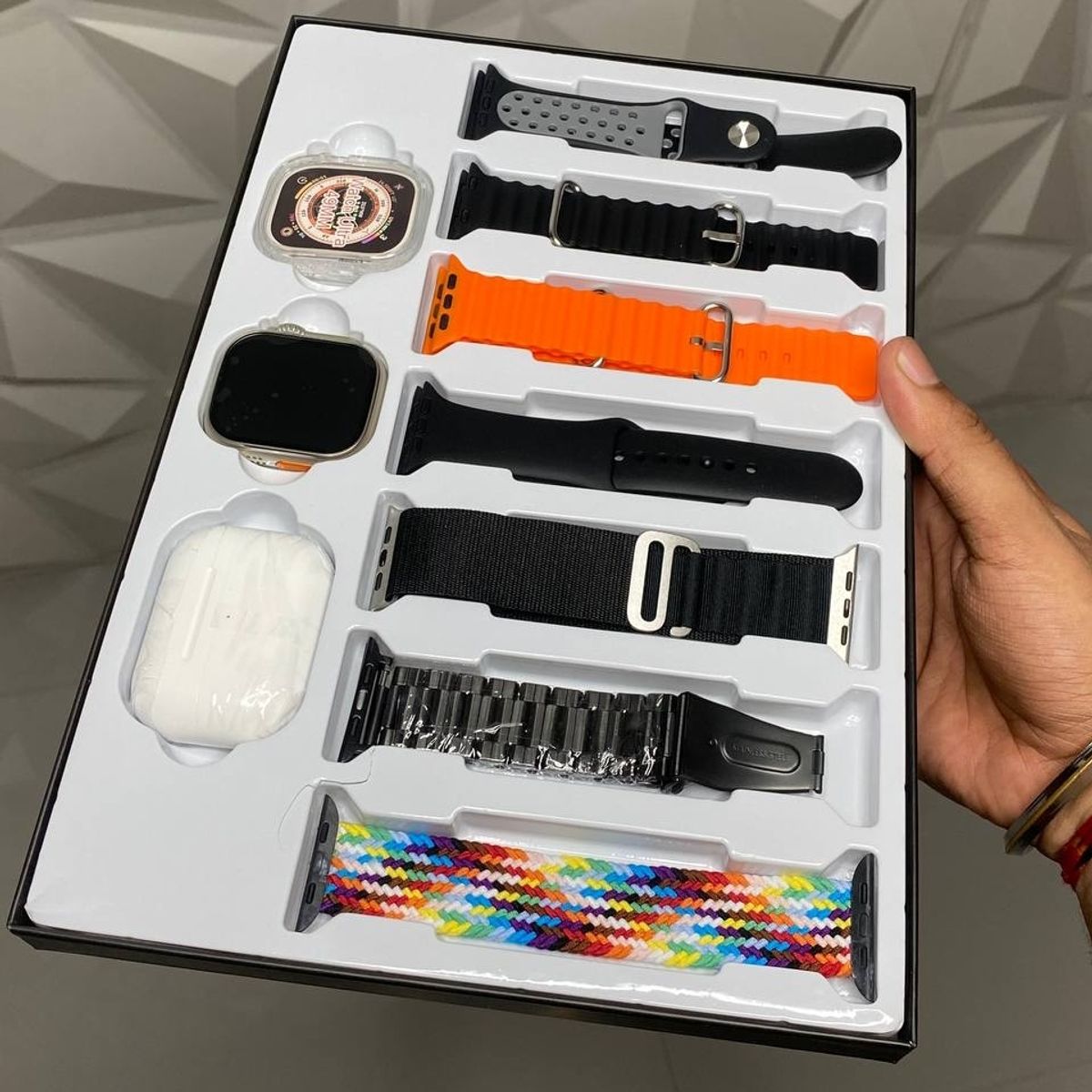 Combo Set 10 In 1 | Ultra Smartwatch, Tws Pro , Case And 7 Straps