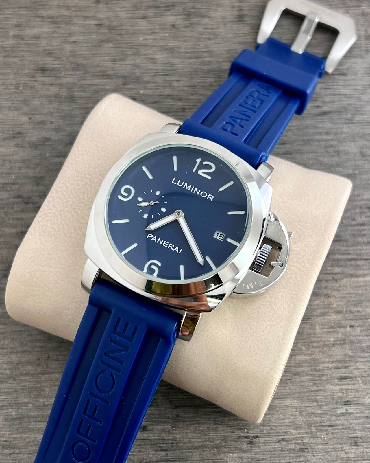 PANERAI LUMNOR